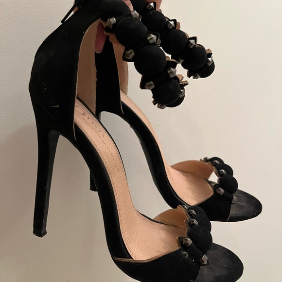 High heel, faux suede 5.5 - Picture 4 of 4